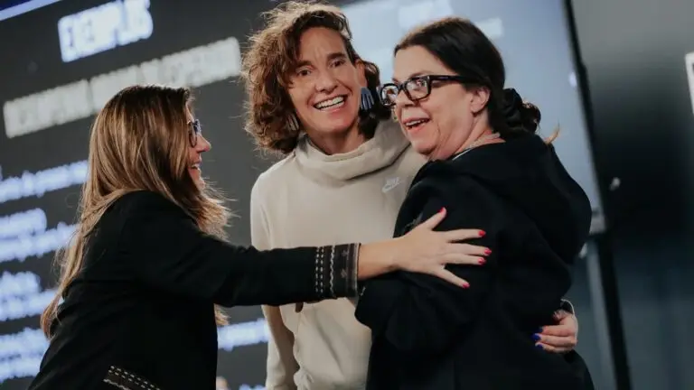 Lisa Polloni e participantes da Imersão Leadership Skills